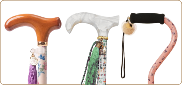 おしゃれ　杖・おしゃれ杖　BON BON STICK　おしゃれ杖の持ち手部分 滑りにくいグリップ 天然木・樹脂・ゴムの選び方