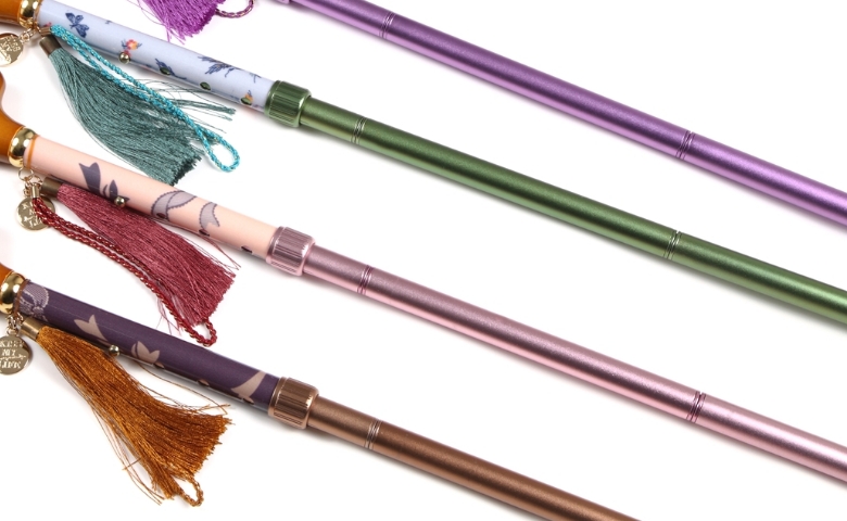 おしゃれ　杖・おしゃれ杖　BON BON STICK　軽量アルミのおしゃれ杖 カラバリ豊富で毎日使いやすい