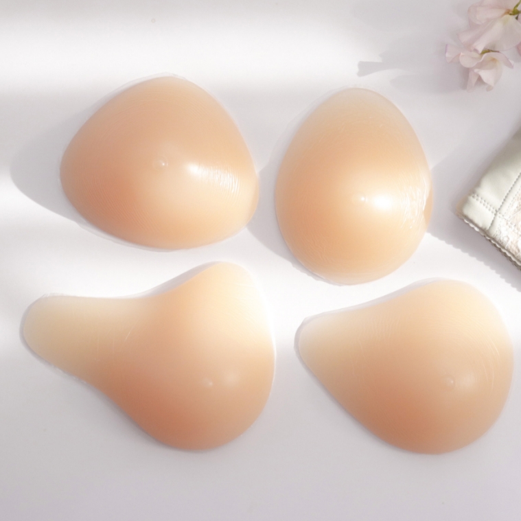 乳がんパッド シリコンパッド 専用カバー付き