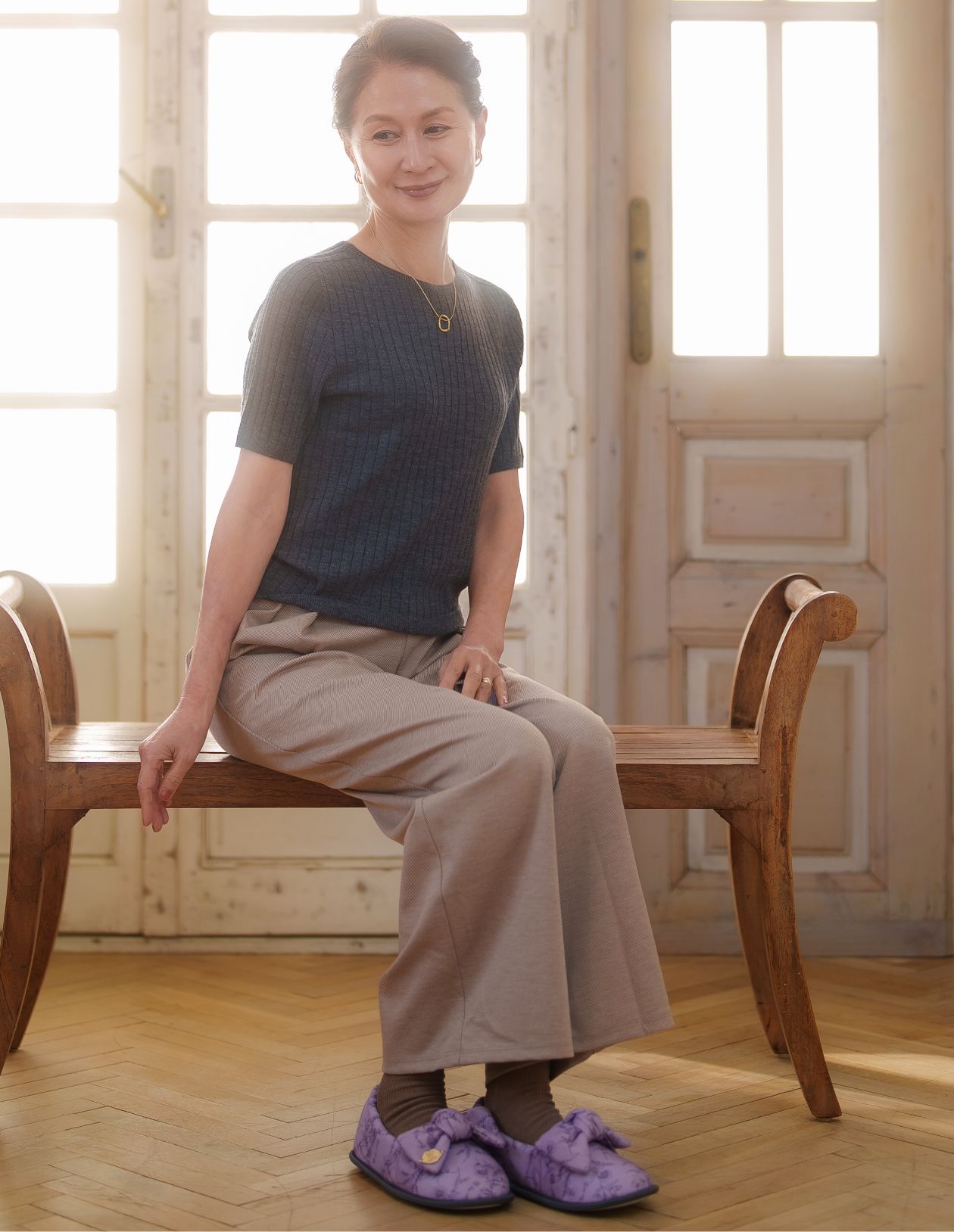 あゆみ × KISS MY LIFE　介護ケアシューズ Ptit Fleu柄｜室内用