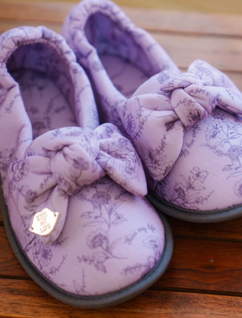 あゆみ × KISS MY LIFE　介護ケアシューズ Ptit Fleu柄｜室内用