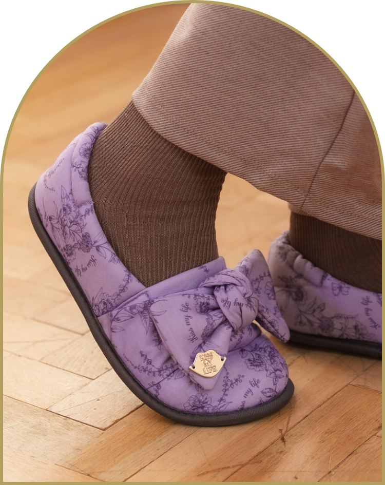 あゆみ × KISS MY LIFE　介護ケアシューズ Ptit Fleu柄｜室内用